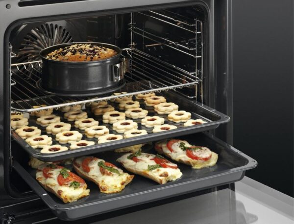 kitchbuy BCX23101EM 59.4cm Built In Electric Single Oven - Stainless - Image 5